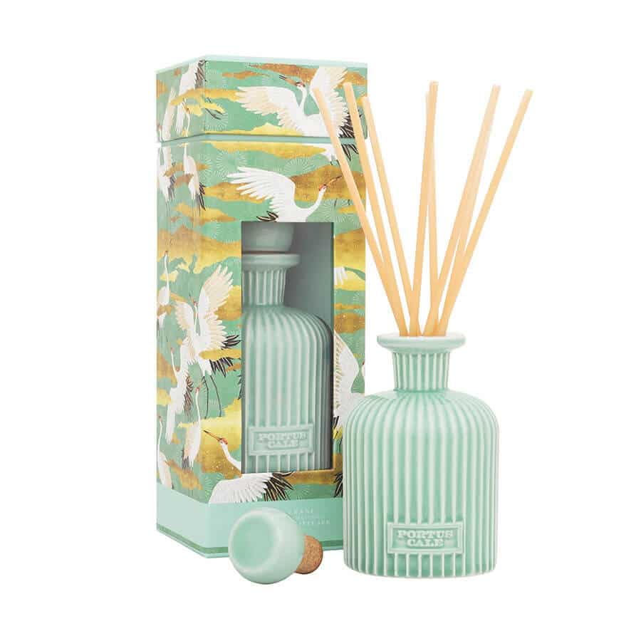 Portus Cale White Crane Reed Diffuser 250ml Fragrances of Yuzu - Vetiver - Citrus in a Ceramic Bottle