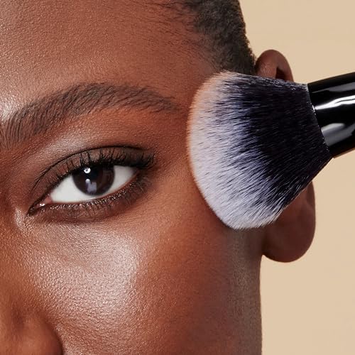 e.l.f. Dual-Ended Cream + Powder Brush, Two-in-One Makeup Brush For Creating A Gorgeous, Airbrushed-looking Complexion, Vegan & Cruelty-free - Image 5