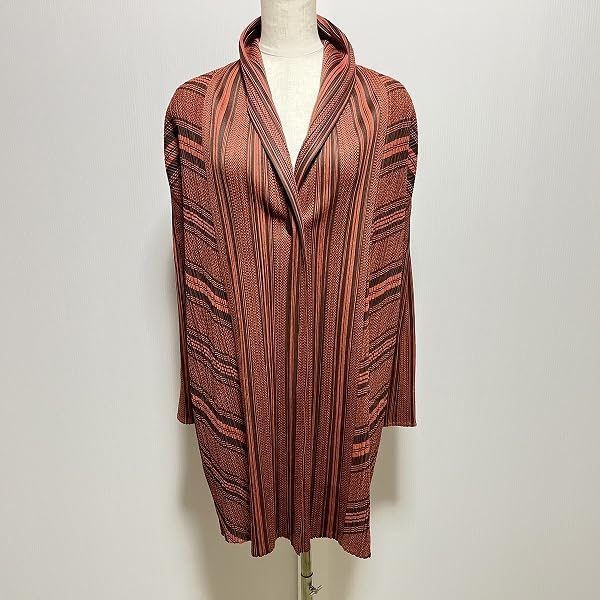 イッセイミヤケ　ストライプ　総柄　プリーツ　ジャケット　コート　プリーツプリーズ イッセイミヤケ ストライプ 総柄 プリーツ ジャケット コート プリーツ