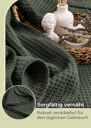 LAYNENBURG Premium Waffelpique Baumwolldecke 220x240 cm - Oeko-TEX 100 - Baumwollmix Kuscheldecke - Decke als Wohndecke, Sofa-Decke & Couchdecke - Wolldecke kuschelig-warm aus Baumwolle (dunkelgrün)