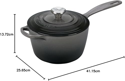Miniatura 33 de Le Creuset Cacerola Signature de hierro fundido esmaltado, 2.25 cuartos de galón., Marsella Marseille