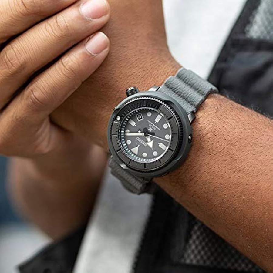 Amazon.co.jp: SEIKO プロスペックス ストリートスポーツ ソーラー 