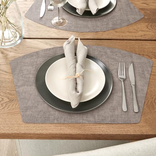 Round Table Placemats Set of 4, Faux Leather Wedge Shape Place Mats Heat Resistant Wipeable Washable Table Mats for Dining Outdoor Indoor, Camel by Wanlvhu - Used condition - Image 6