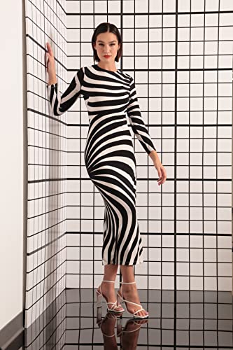 Donna Morgan Women's Striped Long Sleeve Easy Body Maxi Dress, Ivory/Black #TOP5