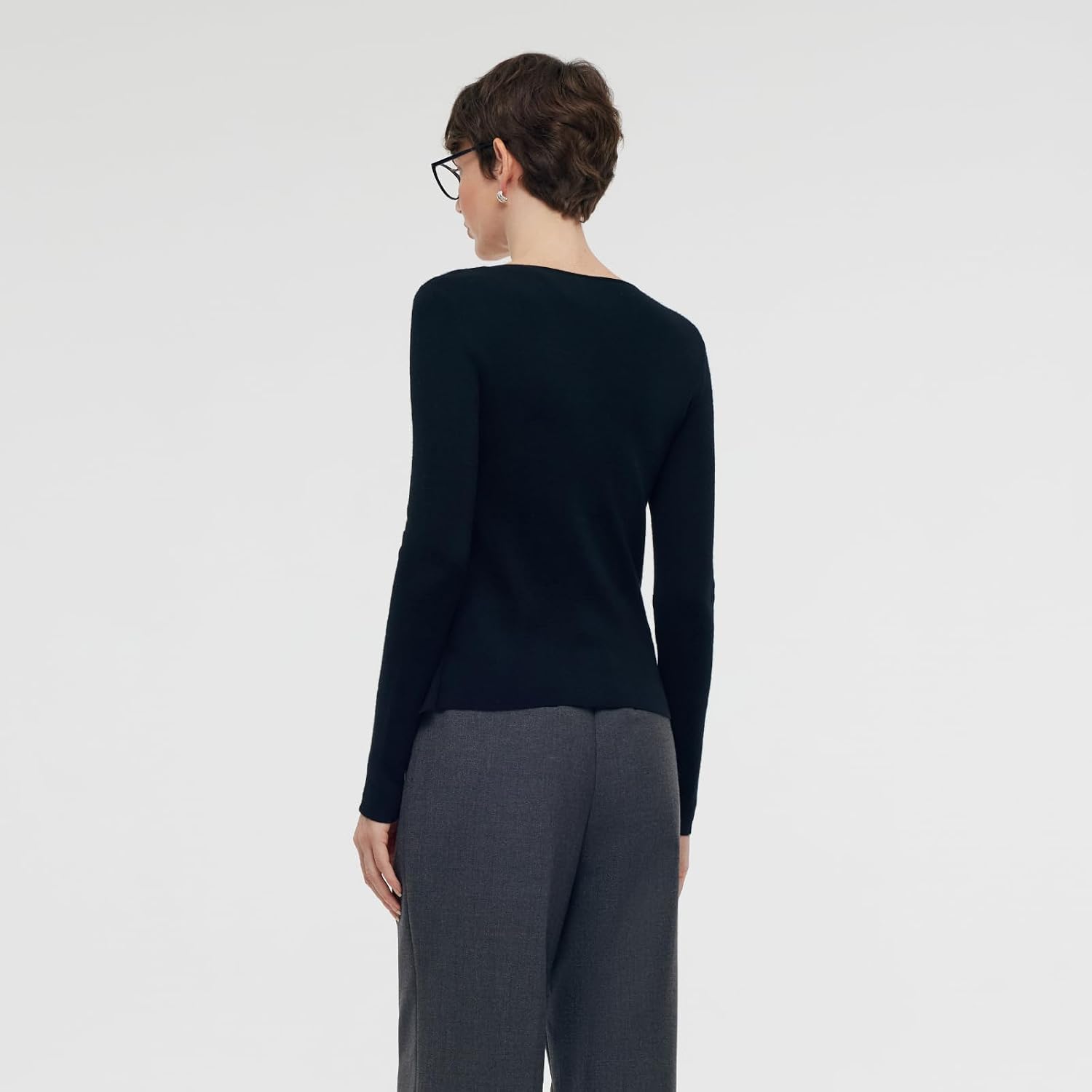 GOELIA Women's 100% Wool Fall Sweaters 2025 Black Button-Front Long Sleeve Pullover Sweater Classic Work Teacher Knit Top