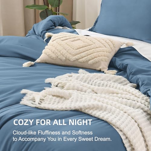 Litanika Comforters Queen Size Ocean Blue, 3 Pieces Lightweight Solid Bedding Set & Collections, All Season Fluffy Bed Set (90x90 Inches Comforter & 2 Pillowcases) - Thumbnail 7