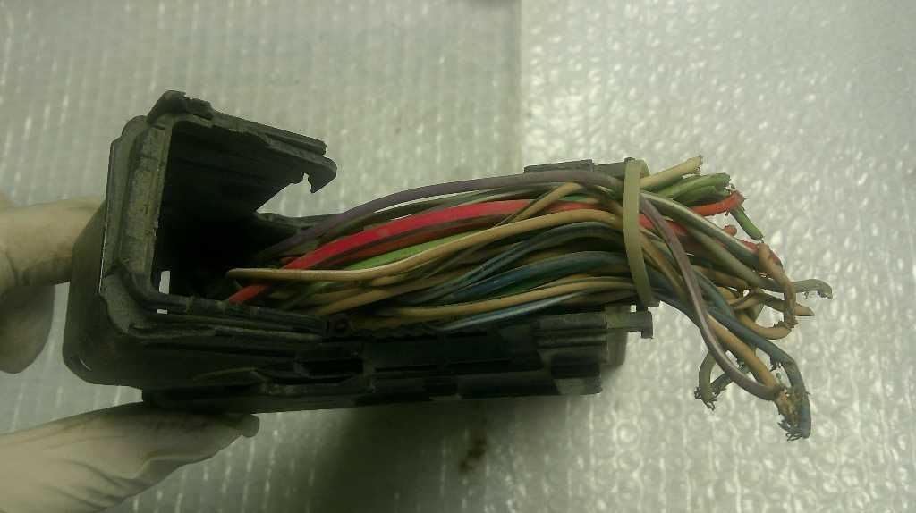 Suspension Control Module Fits 07 Avalanche Tahoe YUOKN Escalade 1500 15095294