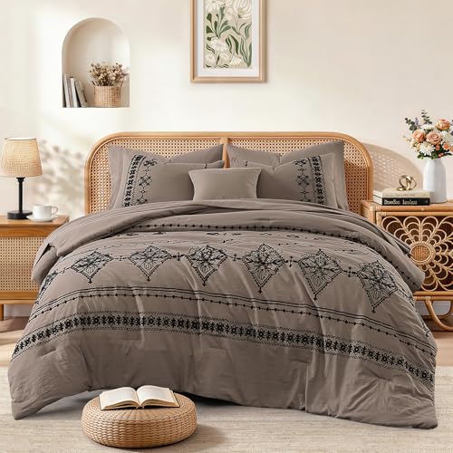 Image of MaiReve Full Size Comforter Set Embroidery Floral 7 Pieces Bed in a Bag