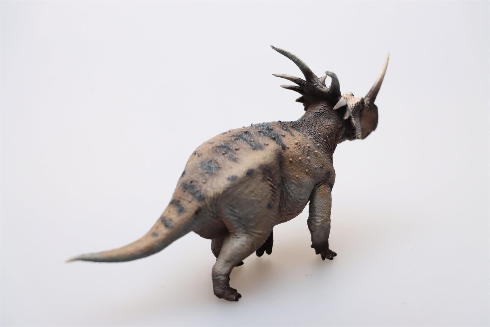 AMITD HLG Studio - Statuetta di dinosauro in scala 1:35, da collezione, decorazione per la casa, regalo (marrone)