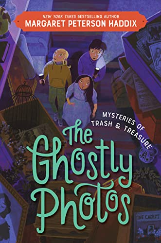 Mysteries of Trash and Treasure: The Ghostly Photos (English Edition)