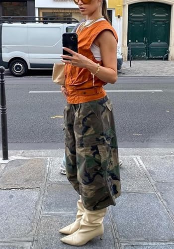 Image of Women's Barrel Camo Pants High Waisted Wide Leg Peated Palazzo Camouflage Capris Baggy Y2k Army Fatigue Trousers