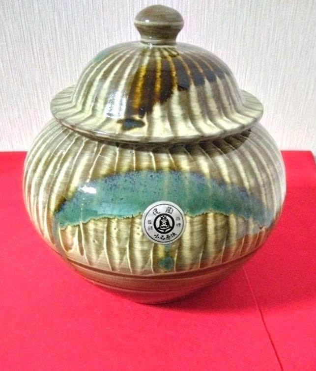小石原焼 陶器 蓋付き壺 インテリア 壺 飛び鉋 刷毛目 小石原焼 陶器 蓋付き壺 インテリア 壺 飛び鉋 刷毛目 蓋つき壺