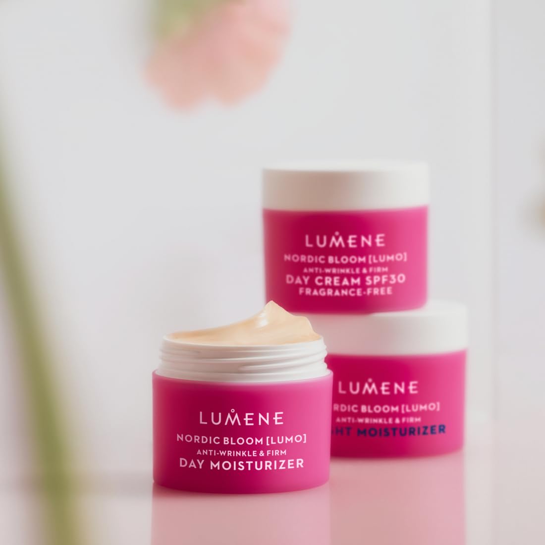 LUMENE Nordic Bloom [LUMO] Anti Falten & Straffende Tagescreme mit Pre-Retinol Komplex, Vegan 50 ml