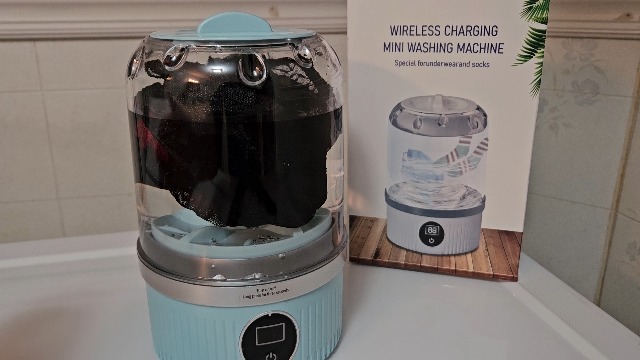 Watch Portable Mini Washing Machine, Mimics Hand-washing smalls on ...