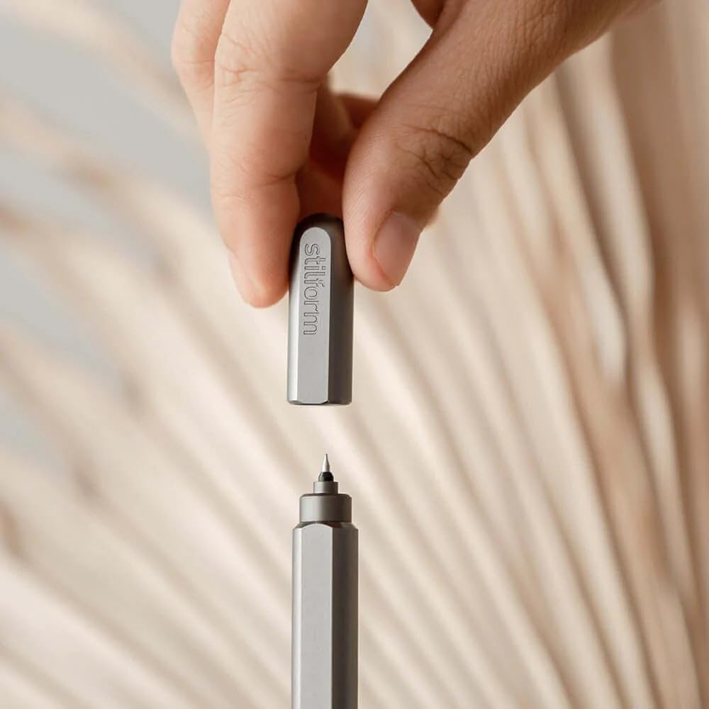 200018 Arc Gel Pen Patented - Non-Slip Design - Magnetic Mechanism - Titan DLC