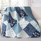 Exclusivo Mezcla Reversible Boho Quilted Throw Blanket, 50'x 60'