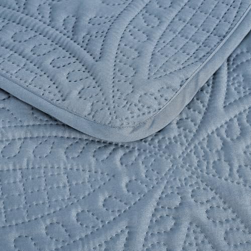Image of Chezmoi Collection Austin Queen Oversized Bedspread Set, 3-Piece Pinsonic Quilted Lightweight Microfiber Bedspread Coverlet, Grayish Blue