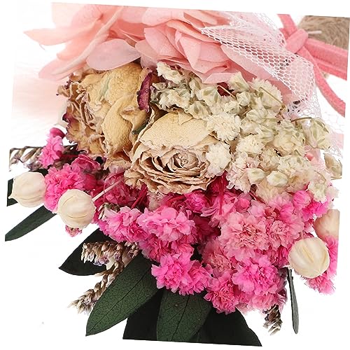 Boutonniere floral seco con hortensia y rosas miniatura 3