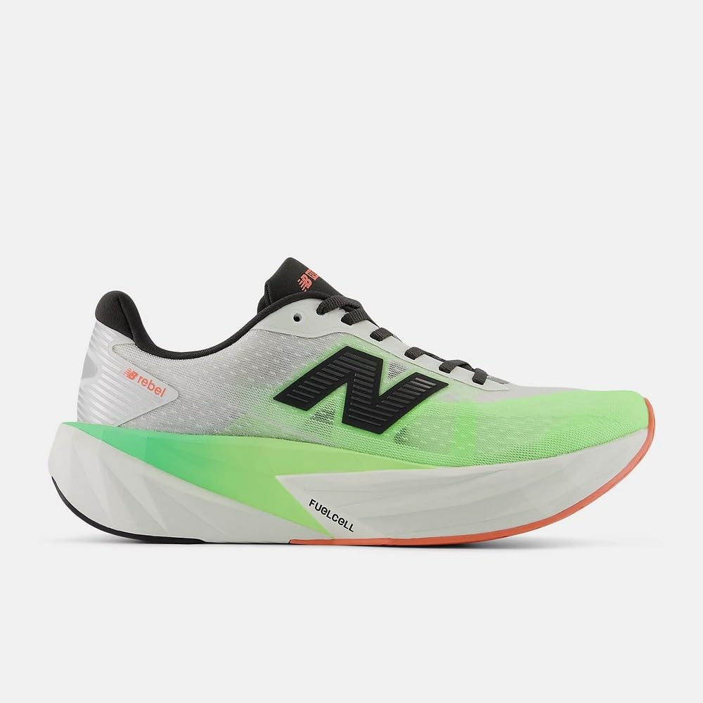 【入手困難】New Balance トレーニングシューズ ホワイト/グリーン Amazon | ニューバランス（new balance） ランニングシューズ