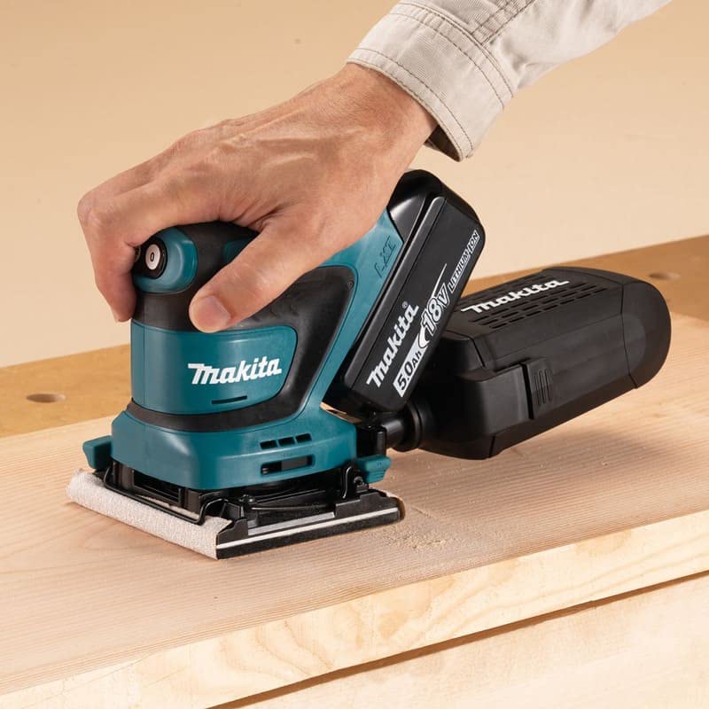 Makita DBO480ZJ Schwingschleifer 18 V LXT 112 x 102 mm (nur Produkt) aus Makpac