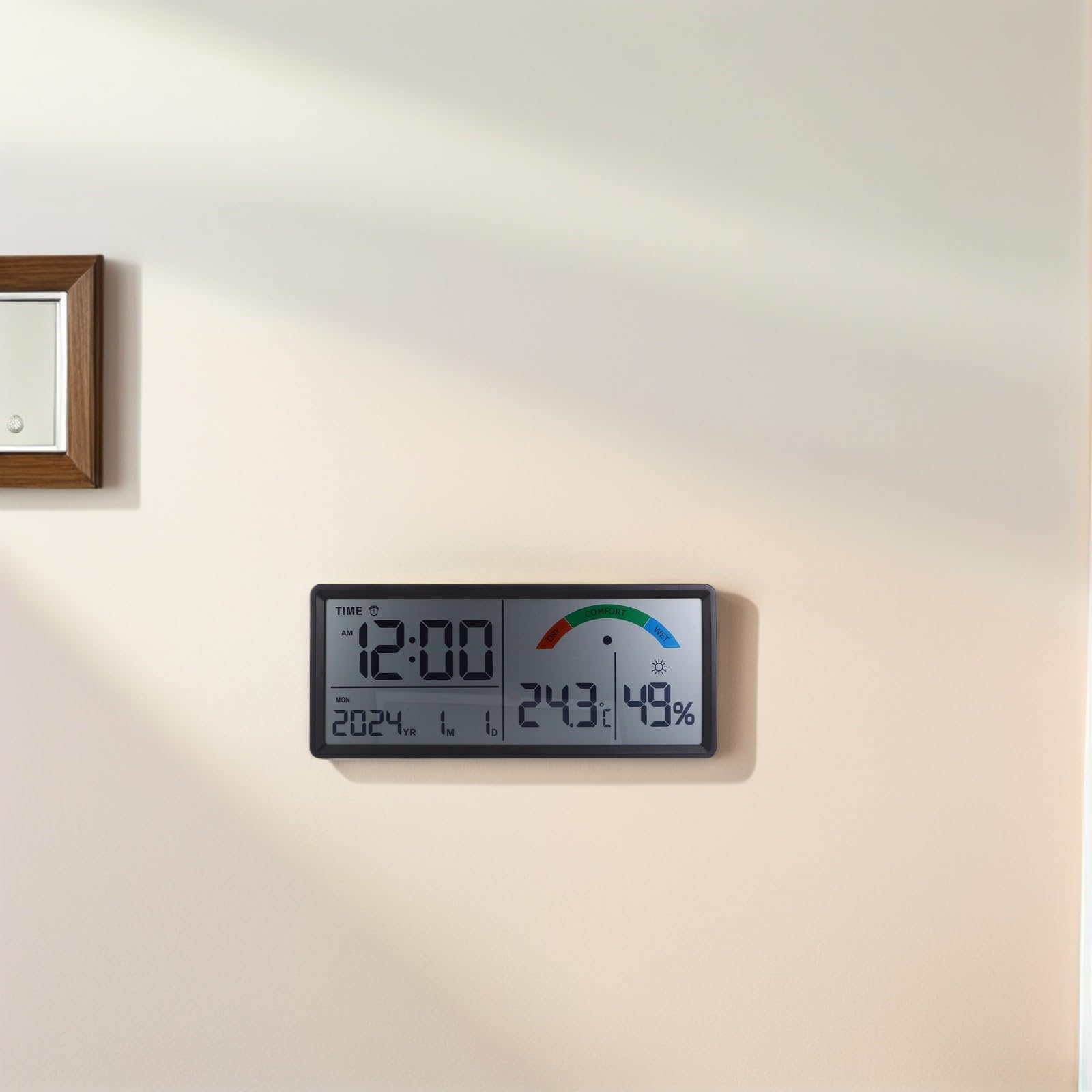 BESPORTBLE Reloj Despertador Digital LCD de Pared Abs Resistente con Pantalla Grande, Termohigrómetro Integrado Adecuado para Dormitorios Modernos y Salas de Estar
