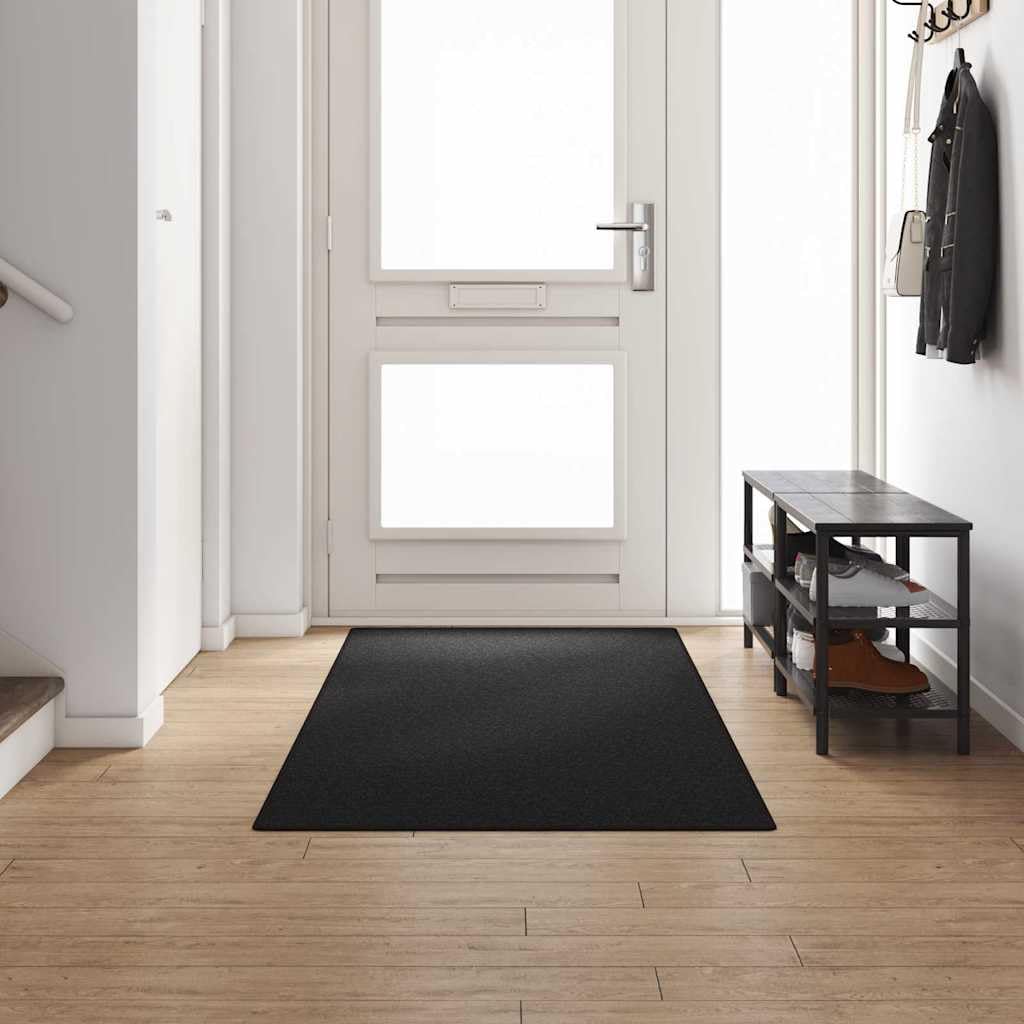 Tapis de couloir moderne couleur anthracite pour sublimer l'entrée et la chambre