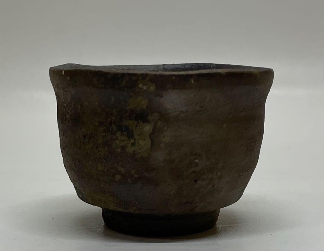 県指定重要無形文化財　森陶岳　備前焼　ぐい呑　共箱　　　J34 県指定重要無形文化財 森陶岳 備前焼 ぐい呑 共箱 J34 森 陶