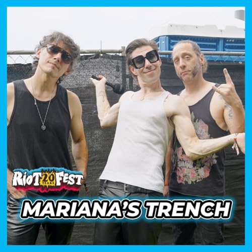 Page de couverture de Marianas Trench on Emo Lyrics, Riot Fest, & McDonald's Black Sabbath?!