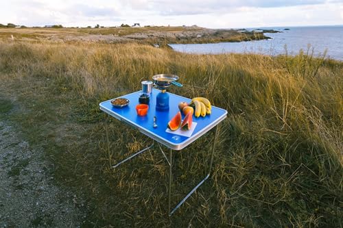 Table de camp en aluminium C.A.O. bleu design épuré