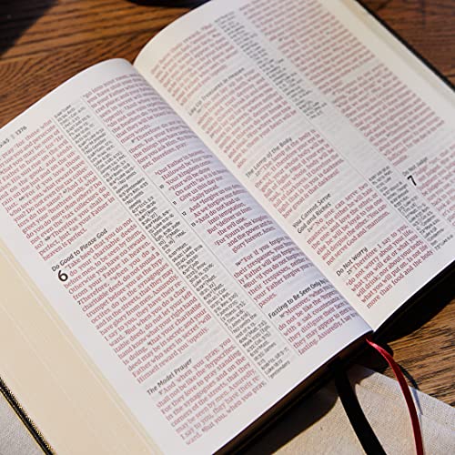 Image of NKJV Holy Bible, Giant Print Center-Column Reference Bible, Burgundy Leather-look, 72,000+ Cross References, Red Letter, Comfort Print: New King James Version