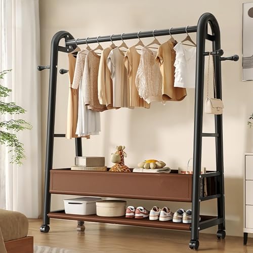 Portant pour suspendre les vêtements dans une chambre ou buanderie