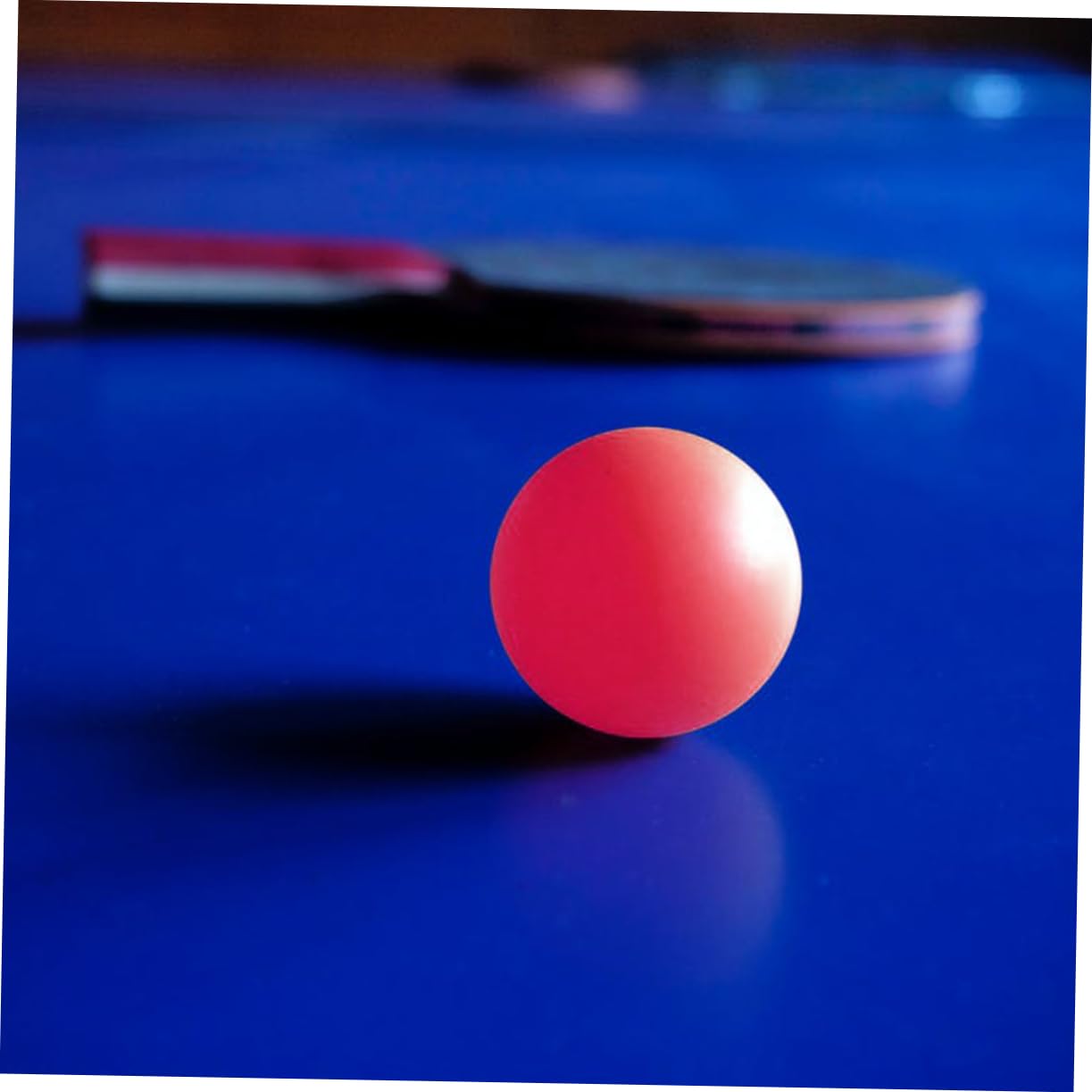 GOOHOCHY 100pcs 40mm Pong Balls for Table Tennis Plastic Seamless Balls Bulk Pack Mixed Colors Ideal for Parties and Training