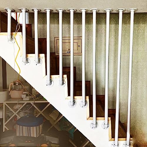 Balustre d'escalier en L fixé au plafond pour sécuriser l'accès des seniors
