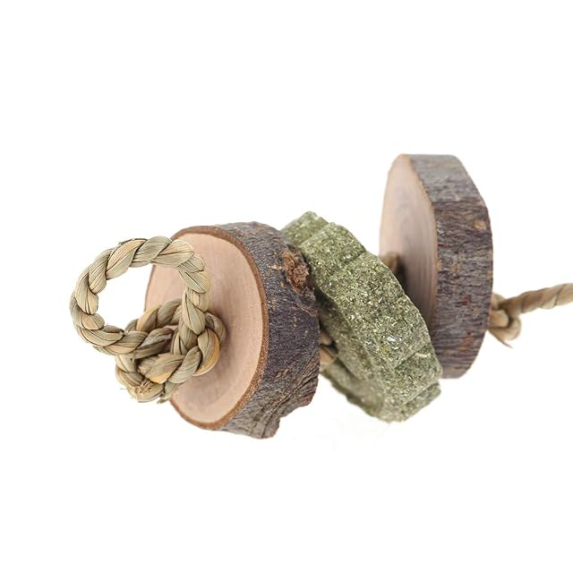 Foto 2 de 8 de BUIDI Rabbit Grass Cake Wooden Molar Toy Pet Chinchillas Hamster Bite String Pet Supplies