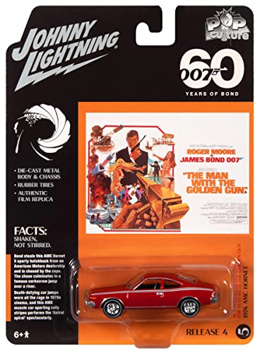 Johnny Lightning - James Bond 1974 AMC Hornet Man con la pistola dorada Cover