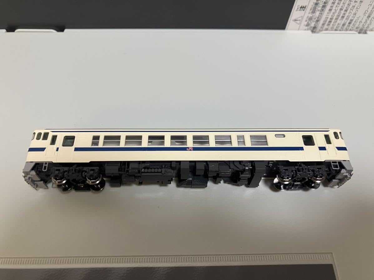 【新品】キハ40型2000番台九州色・ベンチレーターなしM・T2両セット 新品】キハ40型2000番台九州色・ベンチレーターなしM・T2両セット