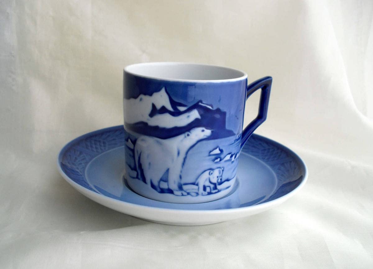 Amazon.co.jp: ロイヤルコペンハーゲン2010年イヤーカップ