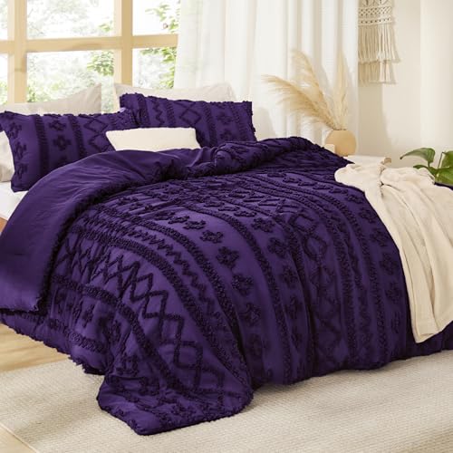 Bedsure Tufted Boho Comforter Set Queen Size - Purple Boho Bed Set, GentleSoft™ 3 Pieces Farmhouse Shabby Chic Embroidery Bedding, Gifts for Woman, Soft Jacquard Queen Comforter for All Seasons