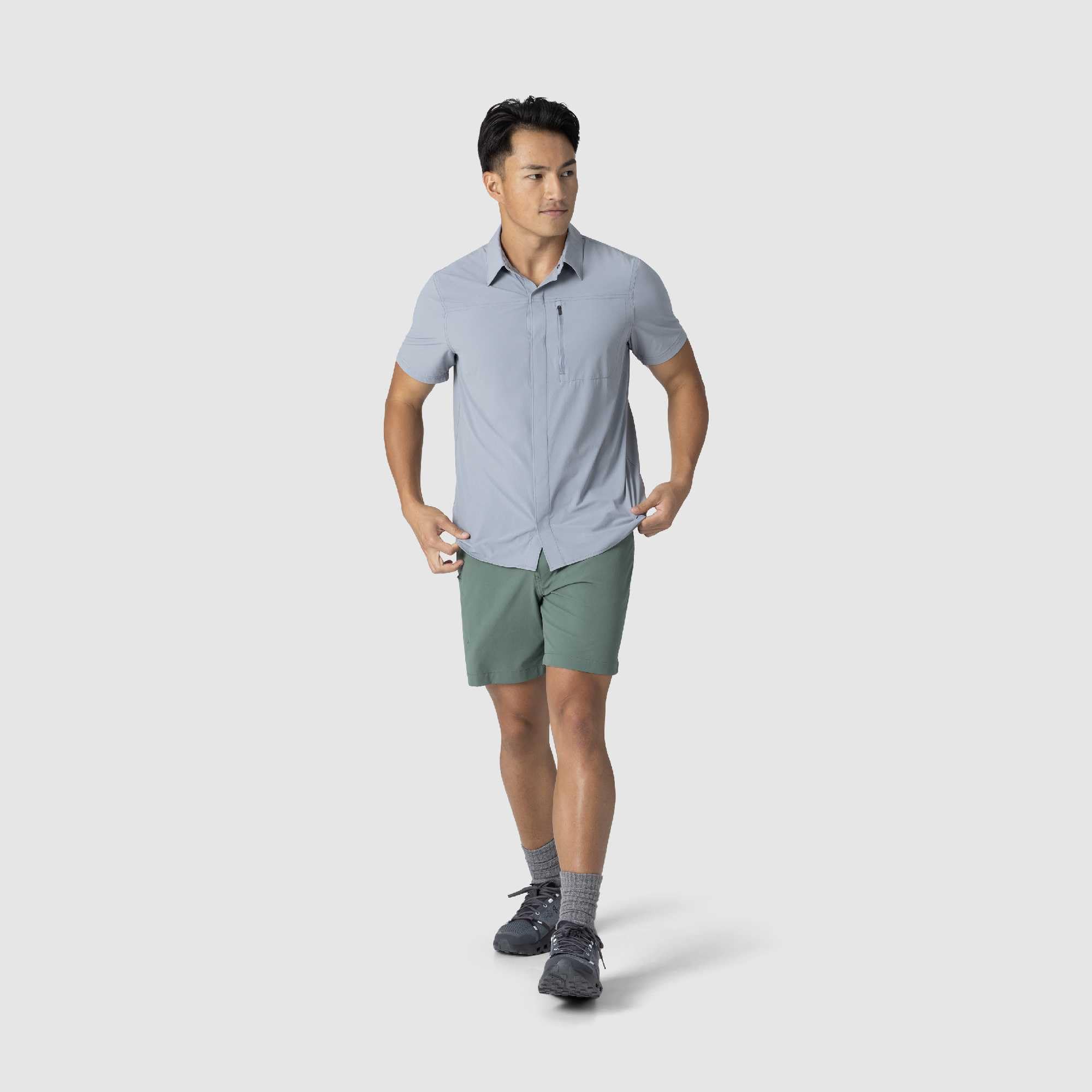 Outdoor Research Astroman Air - Camiseta de manga corta para hombre, parte trasera ventilada, transpirable, UPF 30+, botón a presión, camiseta de senderismo