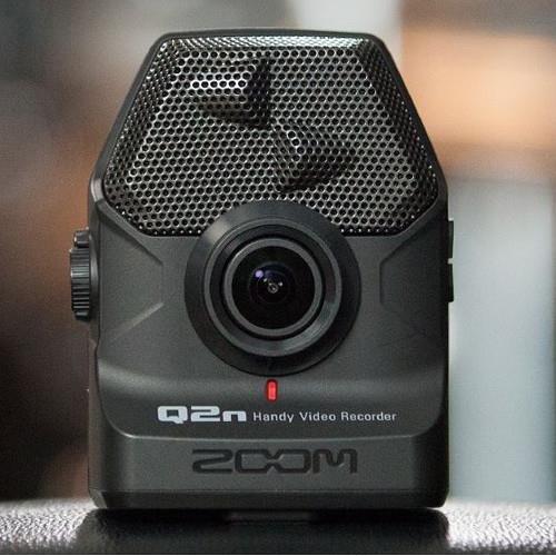 Amazon.com: Zoom Q2n Zoom Handy Video Recorder (Black) : Electronics
