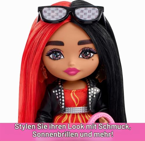 Barbie Extra Minis, braunen Haaren, Jeans-Kleid, rosa Pelzmantel, Kuh-Tasche, weiße Cowgirl-Stiefel, inkl. 1 Puppe, Geschenk für Kinder… – Ansicht 5