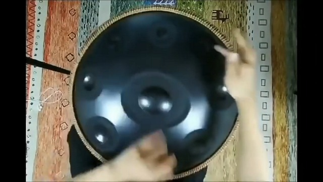 Handpan In Acciaio Da 22 Pollici - Tamburo A 9 Note Con Suono Risonante E Borsa Imbottita Inclusa - Foto 3