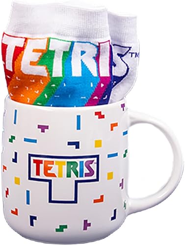 Miniatura 2 de Fizz Creations Juego de taza y calcetines Tetris Juego de regalo retro para juegos. Incluye taza de cerámica de 15.2 fl oz de capacidad y calcetines