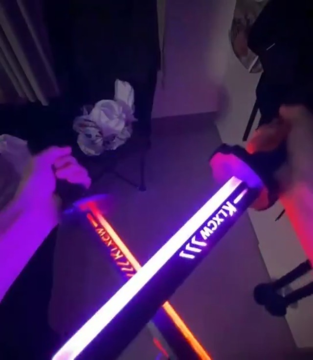 Spark Effect Sword Aazon.co: Sparkblade Sword With Sparks, LED Light And Spray Effect, Sound Feedback Perfect For Light Up Swords For Kids