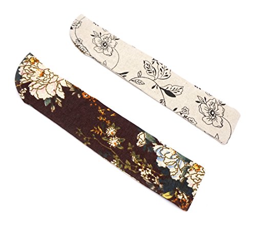 Dos fundas de abanico en algodón, estampado de flores. Un color marrón oscuro, otro negro y beige.