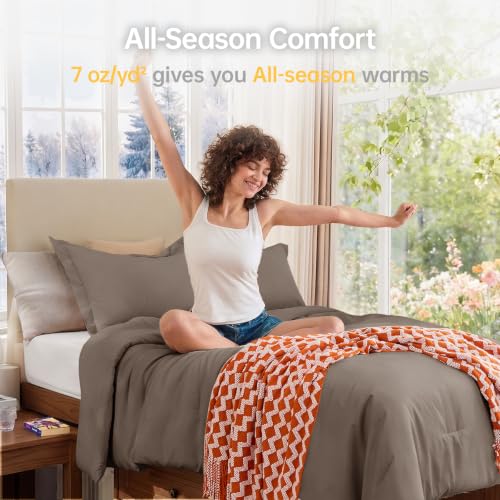 Image of MUXHOMO Twin /Twin XL Comforter Set, All Season Ultra Soft Down Alternative Bedding - 3 Piece Lightweight Bed Set Includes 1 Comforter (68 inchx88 inch) and 1 Pillow Shams (20 inchx26 inch), Brown