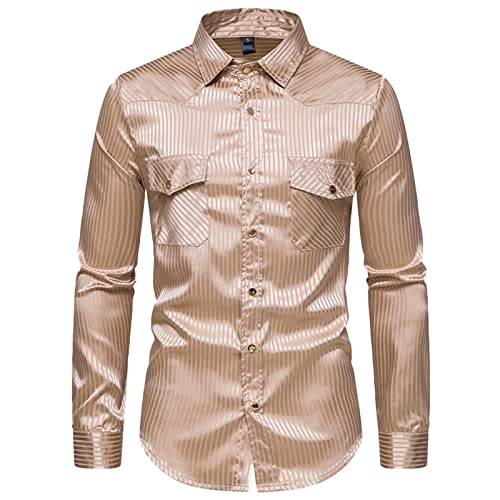 Fini les looks ternes en club avec ce t-shirt disco brillant et sa chemise à manches longues