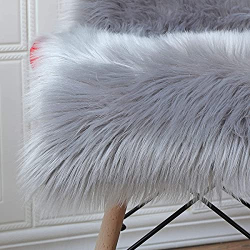 HEQUN Lammfell-Teppich Kunstfell Schaffell Imitat Wohnzimmer Teppiche Flauschig Gemütliches Schaffell Bettvorleger Sofa Matte (Grau, 75 x 120 cm)