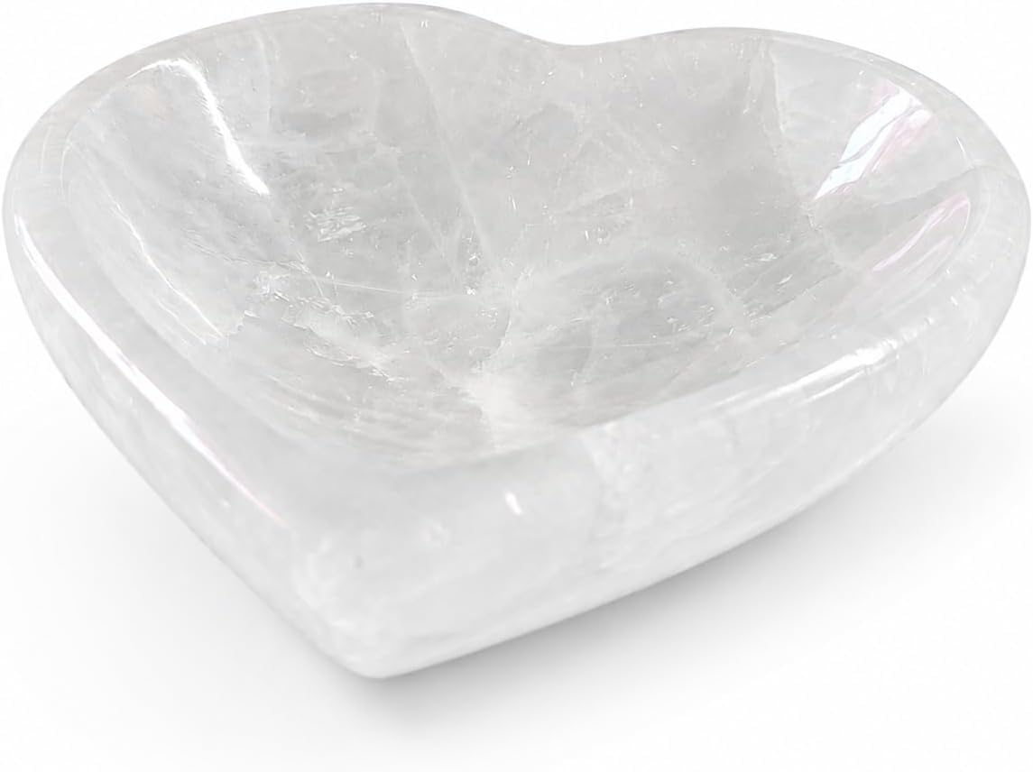 Selenite Bowl Heart Shape Natural Crystal Charging Dish for Healing Meditation Home Decor Polished White Selenite Charging Dish for Crystals and Jewelry (6 CM)