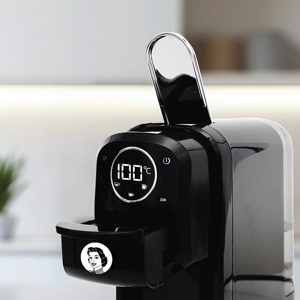 Juanita Cafetera Multicápsula Instant – 1400W, Presión 20 Bares, Compatible con Cápsulas y Café Molido, Pantalla Digital, Depósito 1.3L, Compacta y Fácil de Limpiar